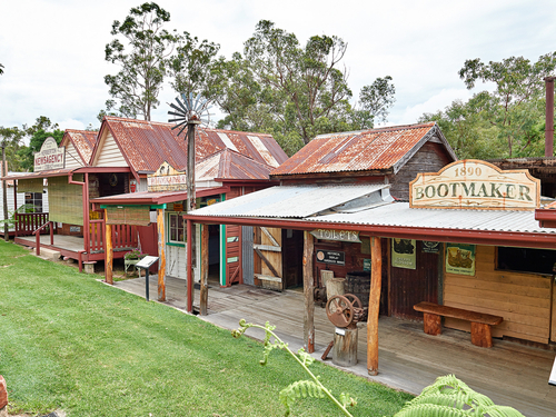 commercial-herberton-historic-village-storefront