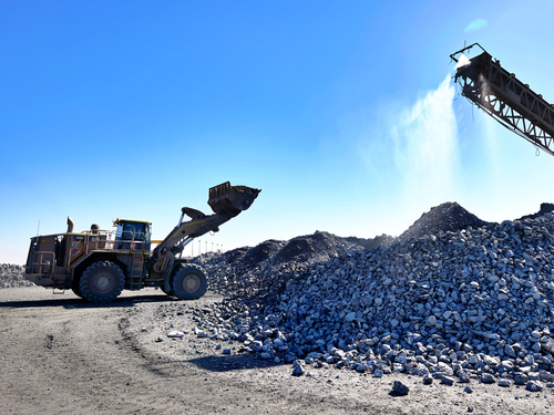 commercial-mining-tractor-bucket