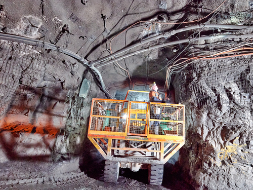commercial-underground-mining-loader