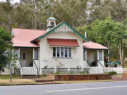 commercial-herberton-heritage-cottage